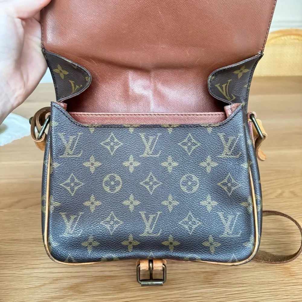 ✅AUTH✅LOUIS VUITTON CARTOUCHIERE MM - Picture 9 of 14